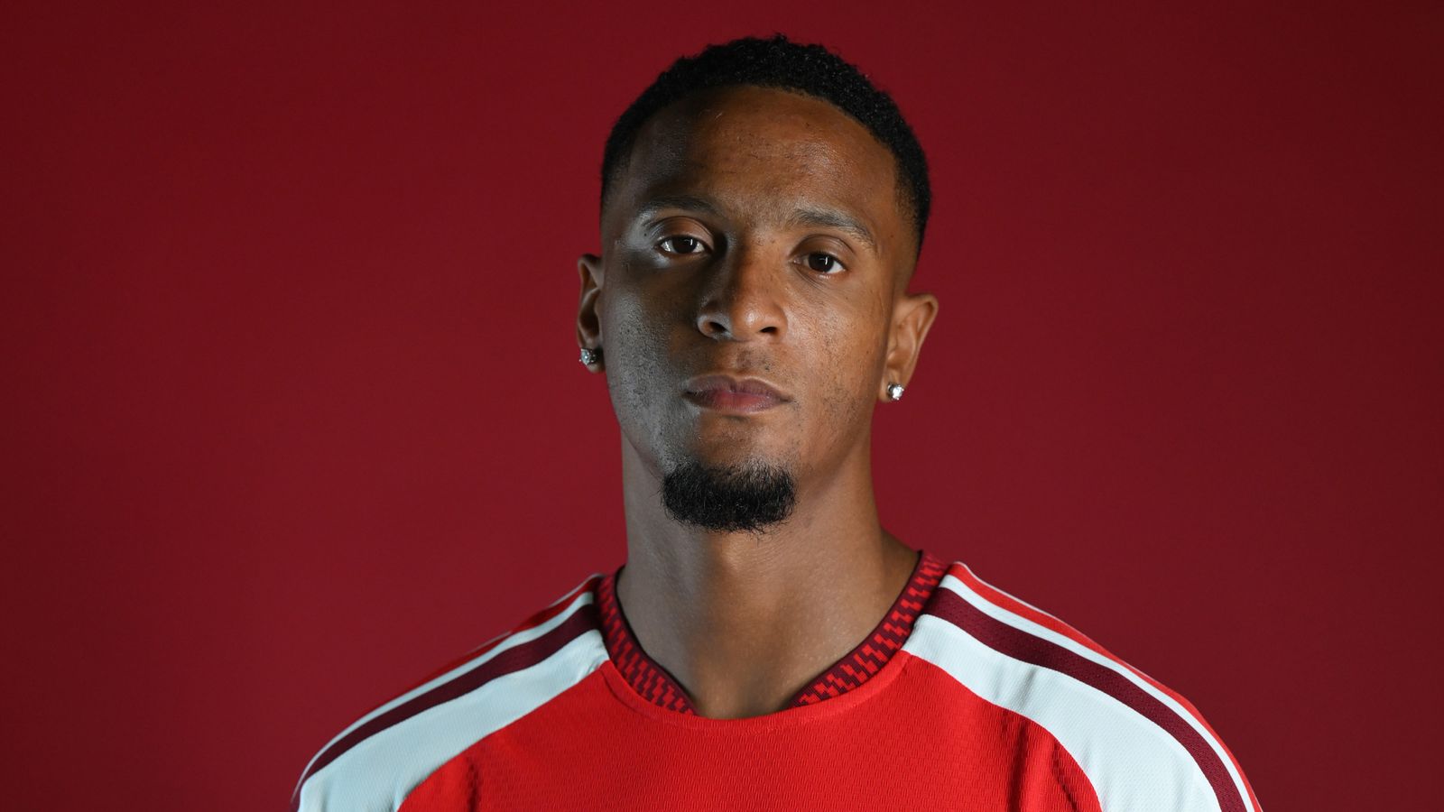 埃兹里·孔萨：阿森纳为何以5500万英镑签下阿斯顿维拉顶级后卫